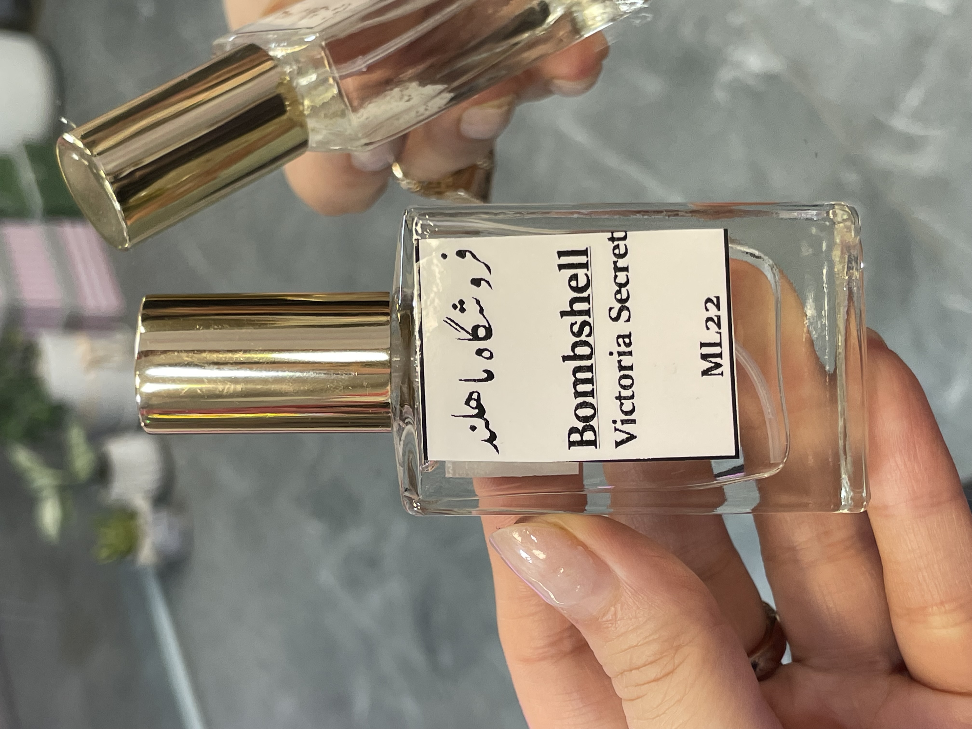 عطر ویکتوریا سکرت بامب‌شل ۲۲ میل | رایحه‌ای زنانه، میوه‌ای و گلی