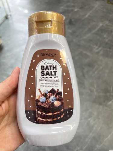 نمک بدن کیک شکلاتی